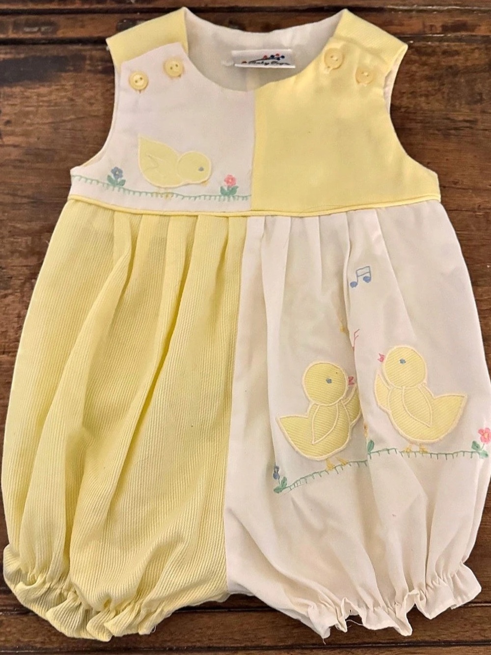 Vintage Baby Togs Baby Girls Yellow & White Romper 3-6 months